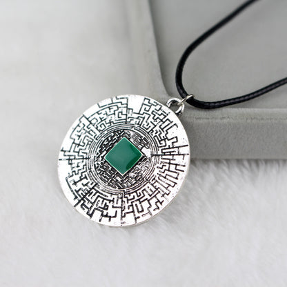 The Maze Runner – Maze Keychain | Metallic Labyrinth Emblem
