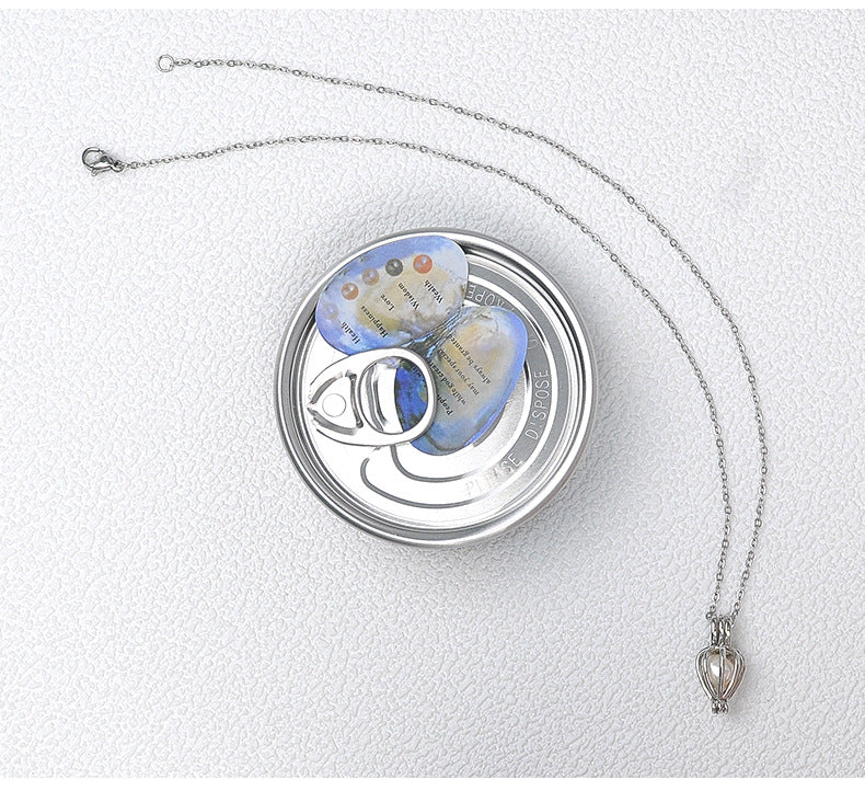 Elegant Pearl Shell Clam Pendant Necklace