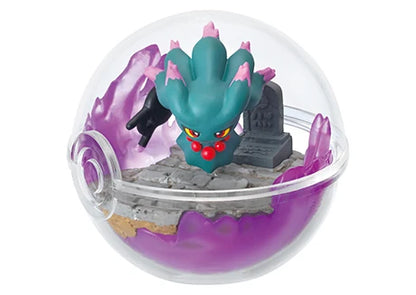 PokeMon Pokeball Terrarium Set TH33