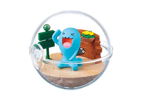 PokeMon Pokeball Terrarium Set 6ix