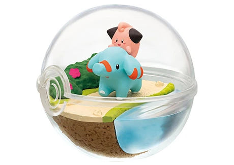 PokeMon Pokeball Terrarium Set Se7en
