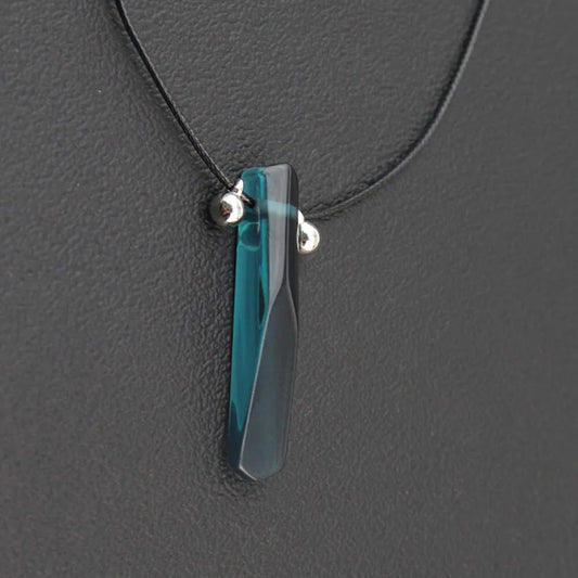 Tsunade's Necklace [Naruto]